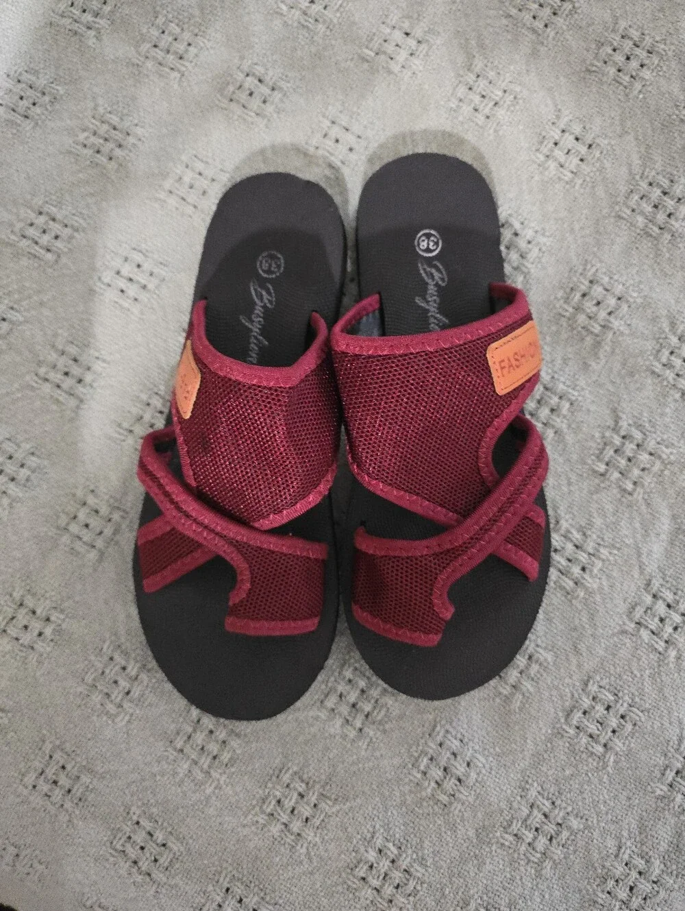 Buylun Women’s Deep Red Black Sport Sandals Size 38 Adjustable Strap 7.5